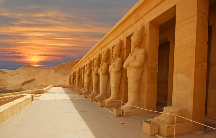 Overnight trip to Luxor from Safaga port