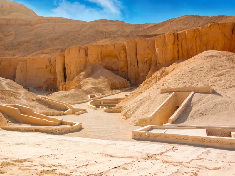 4 Days Easter & Nile Cruise Tours from Aswan to Esna