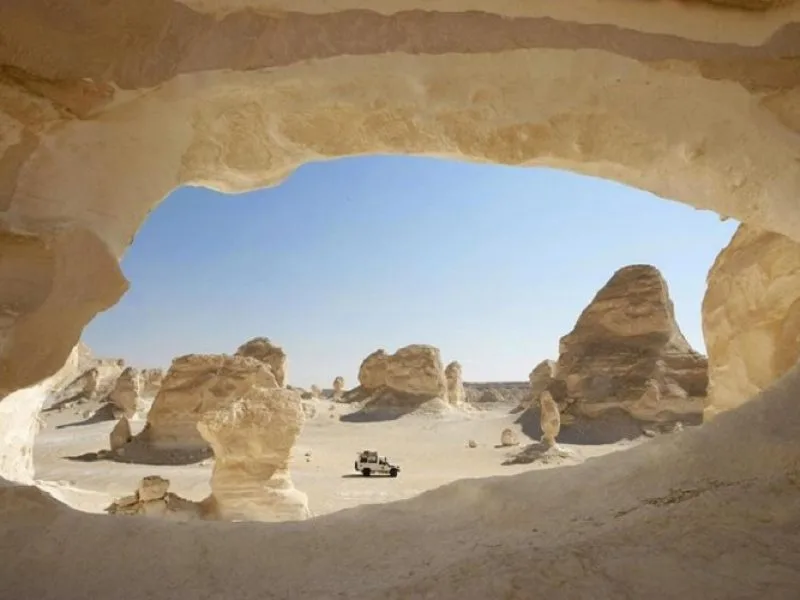 3 Days Safari to Bahariya Oasis and the White Desert