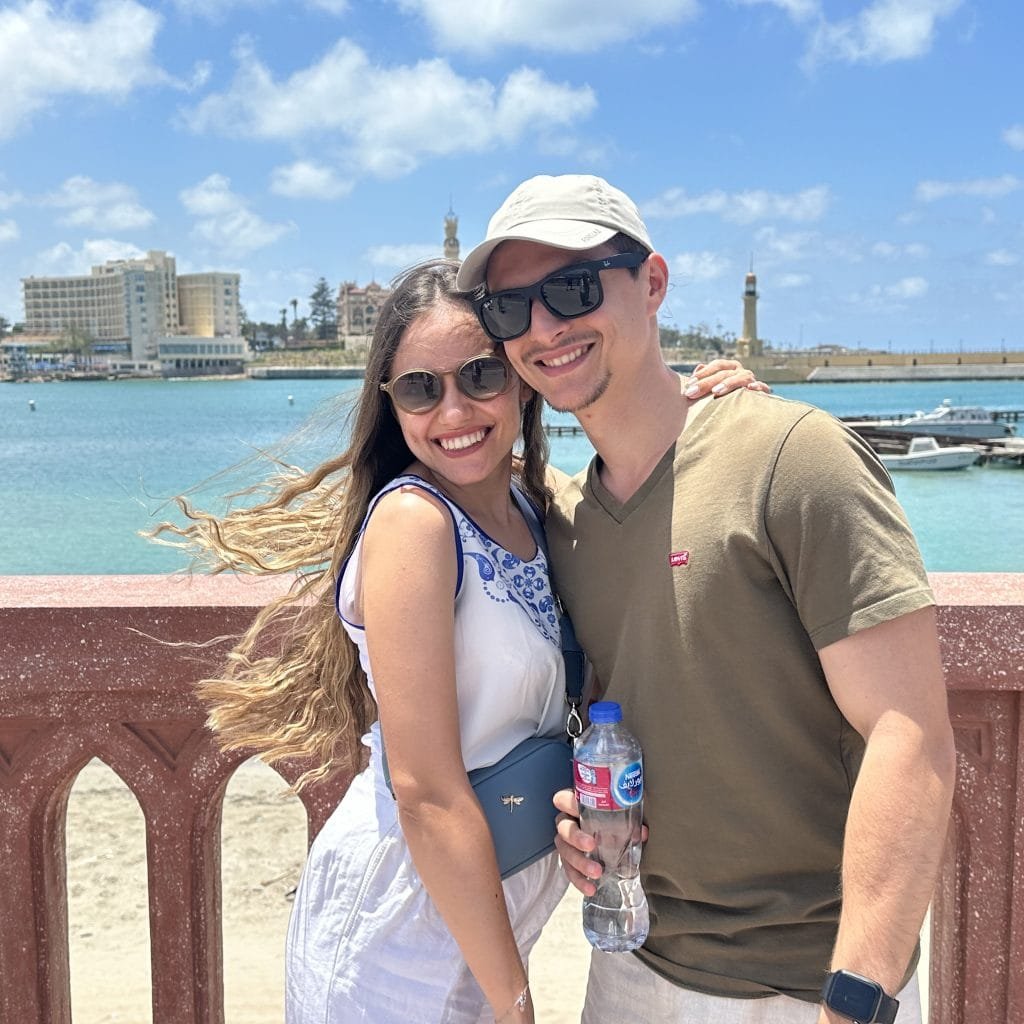 A nice drive to the old site of theighy house which was one of the wonders of the old world , after it was destroyed the Mamelukes built a citadel in the time of Sultan Qaytbay , you will stop in front of the site for some photos , then you will have a walk around the old city of Alexandria exploring this beautiful city.