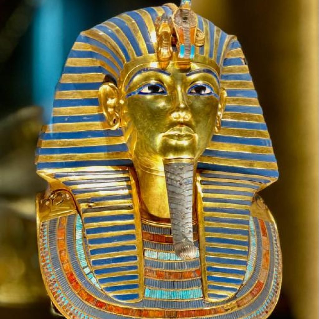 Enjoy your time in Cairo . Discover the most important land marks in Cairo whilst your stop over in Cairo with On Trip Egypt , visit the Giza pyramids of Cheops, Chefren and Mycherns