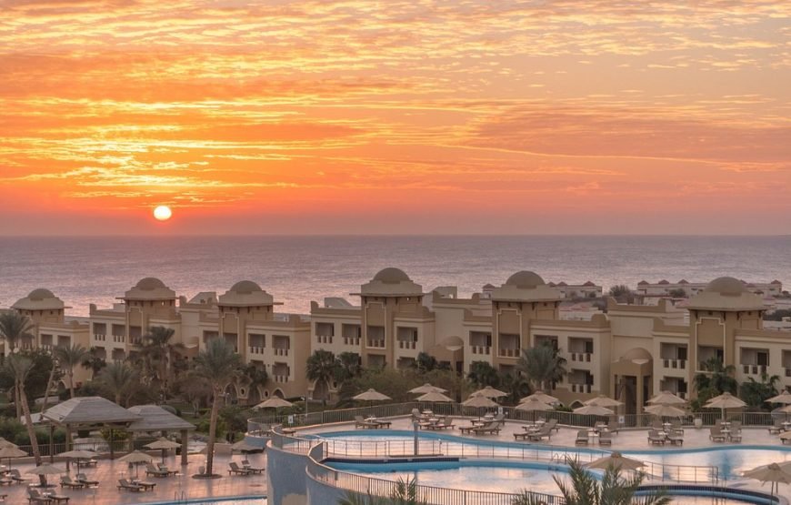 6 Days Luxury Cairo and Red Sea Serenity